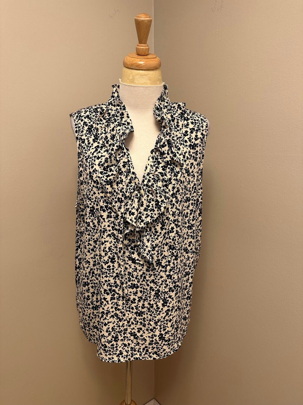 NWT Loft Ruffle Front Tie Neck Floral Sleeveless Blouse Black/White Sz XL